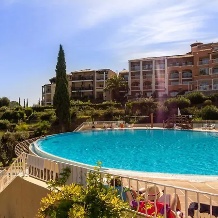 Cap Esterel : 2 Pieces Jardin, Acces Piscines - Fr-1-504-567 Saint-Raphaël